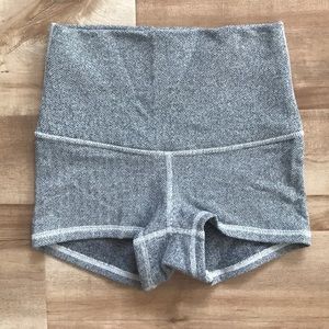 Lululemon Gray Herringbone Shorts XS